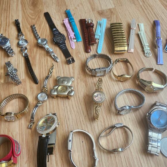 Fossil Geneva Relic Assorted Wristwatch Lot Untested Bands Repair Parts Quartz